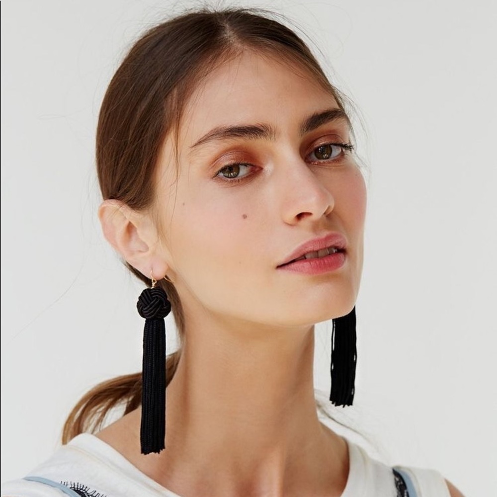 Tassel Long Earrings - Picture 5 of 8